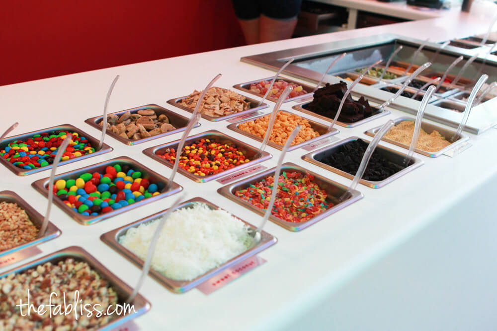 Frog Frozen Yogurt | Hollywood