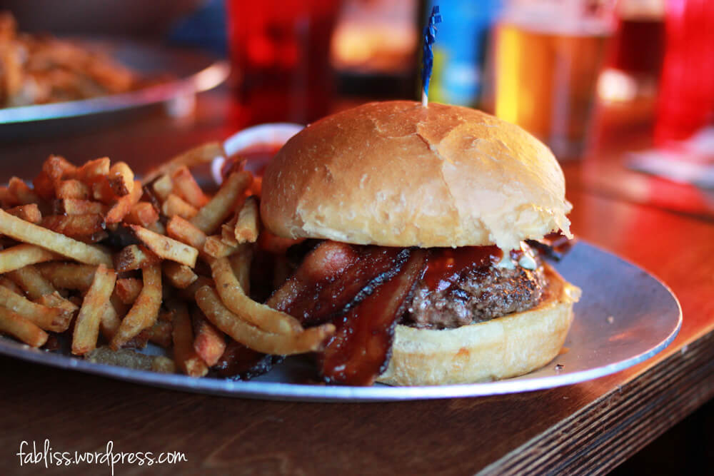 Blue Dog Tavern Sherman Oaks